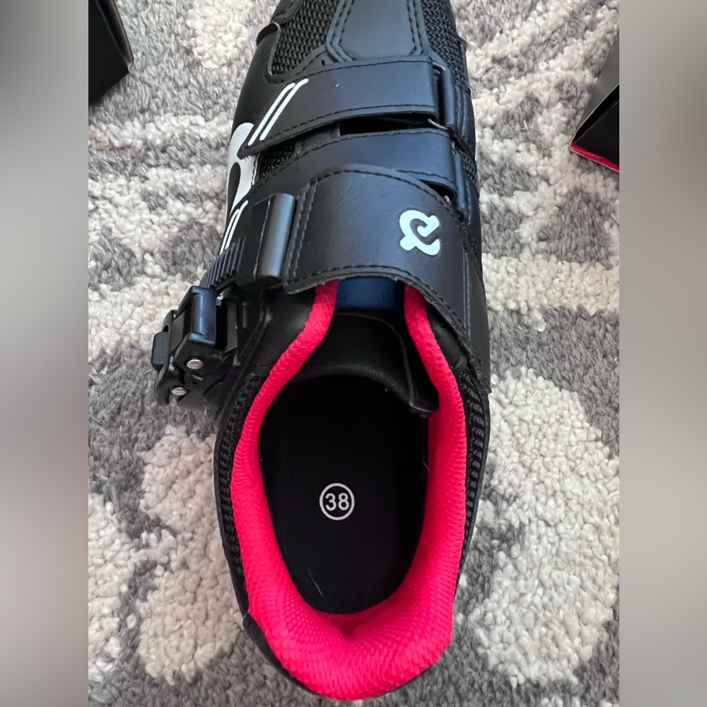 Peloton Cycling shoes 38